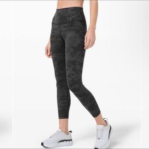 Wunder Under 7/8 *Luon